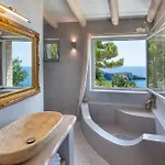 Villa Emerald Blue Paxos *