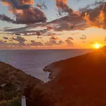 Villa Emerald Blue Paxos *