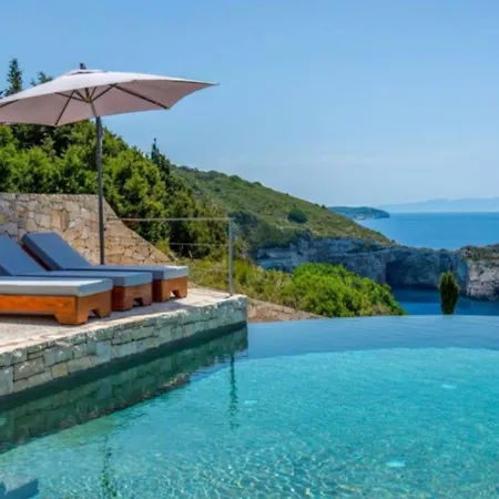Emerald Blue Paxos Villa *