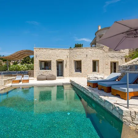 Emerald Blue Paxos Velianitátika